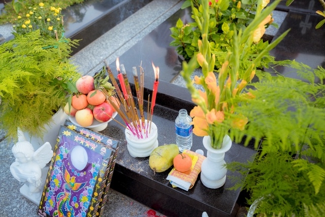 Cúng giỗ là một hình thức con cháu bày tỏ tấm lòng thương nhớ về cội nguồn